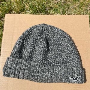 knit gray hollister beanie